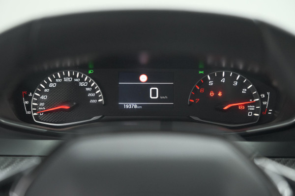 Peugeot 208 PureTech 100 Active | Parkeersensoren | Navigatie | Apple Carplay