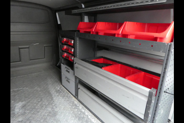 Volkswagen Transporter 2.0 TDI 150 pk L2H1 lang airco navigatie trekhaak