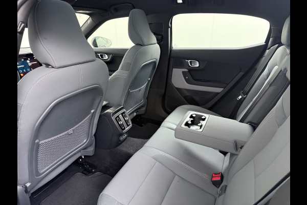 Polestar 2 AUT. 408 pk 0-100 4,7Sec AWD Long Range Dual Motor 78kWh Pano-Dak Electr.Stoelen+Geheugen+Verwarmd+Achterbank+Stuur Adaptive-Cru SOH 93% Verkeersbord detectie Regen-Lichtsensor Virtual-Cockpit Home-Link Bots waarschuwing Autonoom-Rem Lane Assist Keyless Connected 11KW AC laden tot 150kw DC Laden 4x4 1e Eigenaar Volledig Volvo_Polestar-Dealer Onderhouden Origineel Nederlandse Auto 1.500kg Trekvermogen 660Nm! € 60.000 nieuw!