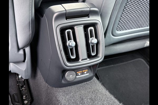 Polestar 2 AUT. 408 pk 0-100 4,7Sec AWD Long Range Dual Motor 78kWh Pano-Dak Electr.Stoelen+Geheugen+Verwarmd+Achterbank+Stuur Adaptive-Cru SOH 93% Verkeersbord detectie Regen-Lichtsensor Virtual-Cockpit Home-Link Bots waarschuwing Autonoom-Rem Lane Assist Keyless Connected 11KW AC laden tot 150kw DC Laden 4x4 1e Eigenaar Volledig Volvo_Polestar-Dealer Onderhouden Origineel Nederlandse Auto 1.500kg Trekvermogen 660Nm! € 60.000 nieuw!