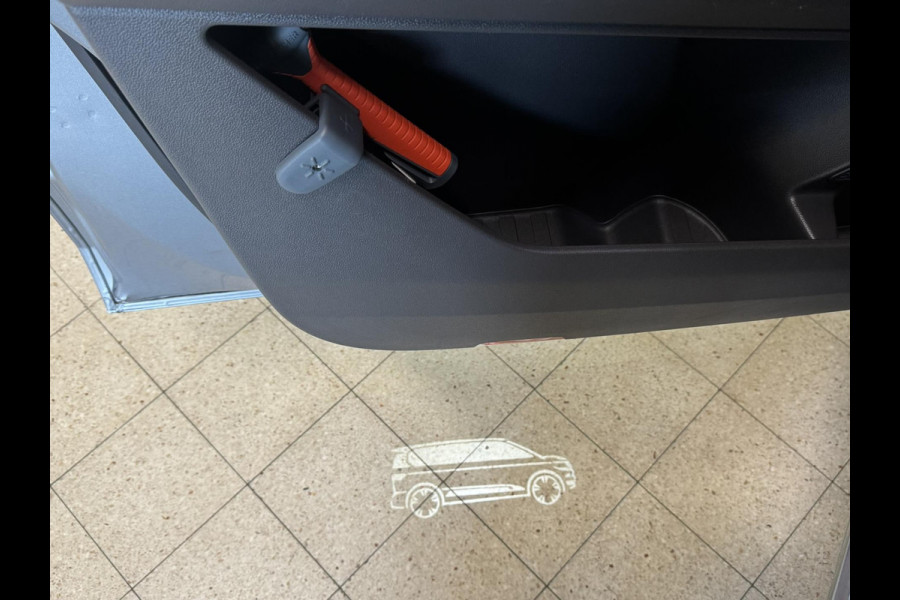 Volkswagen Multivan 1.4 eHybrid L2H1 Style Cruise control Climate control v/a Navigatie Apple / Android Flexibel interieur