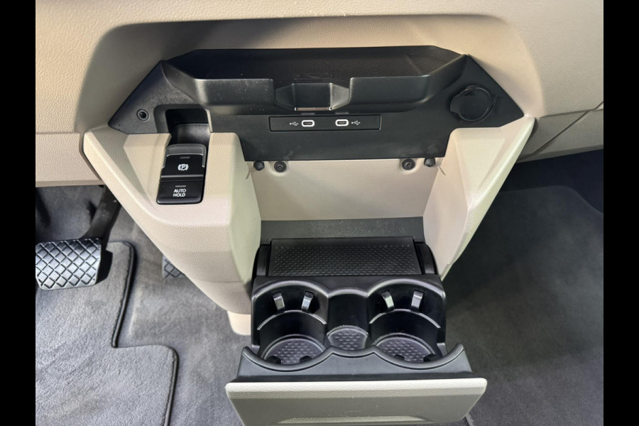 Volkswagen Multivan 1.4 eHybrid L2H1 Style Cruise control Climate control v/a Navigatie Apple / Android Flexibel interieur