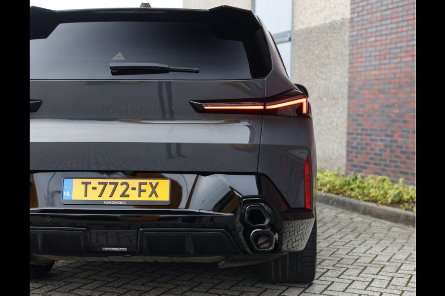 BMW XM PHEV 30 kWh | Drivers Pack - Trekhaak - 23" Vossen