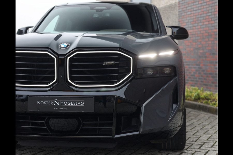 BMW XM PHEV 30 kWh | Drivers Pack - Trekhaak - 23" Vossen