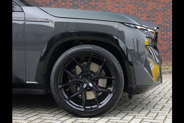BMW XM PHEV 30 kWh | Drivers Pack - Trekhaak - 23" Vossen