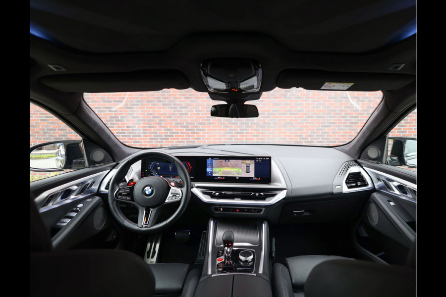 BMW XM PHEV 30 kWh | Drivers Pack - Trekhaak - 23" Vossen