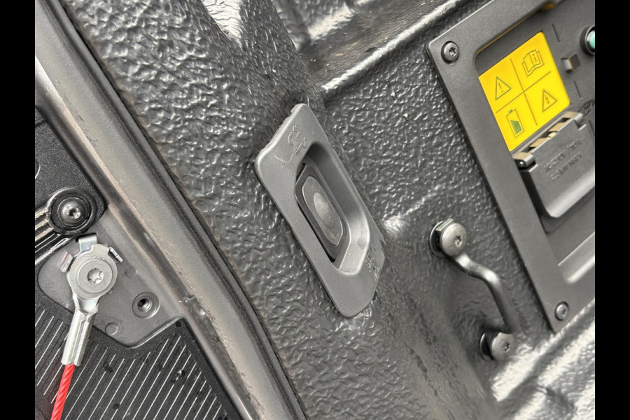 Ford Ranger 2.3 PHEV Wildtrak Double Cab | SCI |281pk | 5 persoons! | Technology Pack Plus Trailer | Cargo Area Pack | Power Rollertop | Prijs excl. BTW incl. BPM | laadkabel mode 3 16A