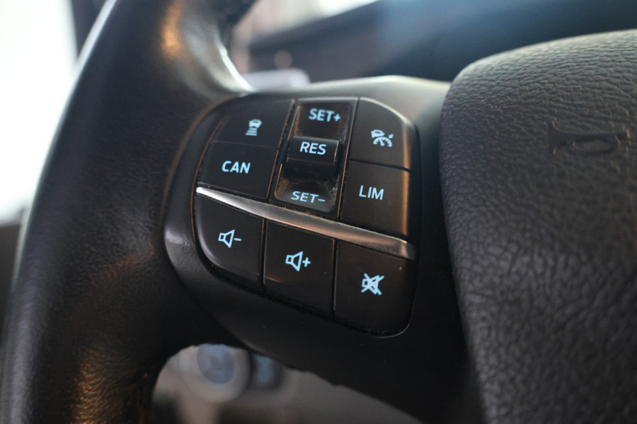 Ford Transit Custom 300 2.0 TDCI L2H1 Limited DC Dubbel cabine, Automaat, Airco.