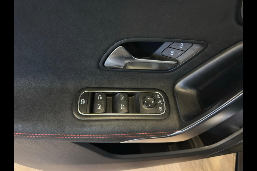 Mercedes-Benz A-Klasse AMG 35 4MATIC |PANO|KUIPST|DEALER ONDERHOUDEN
