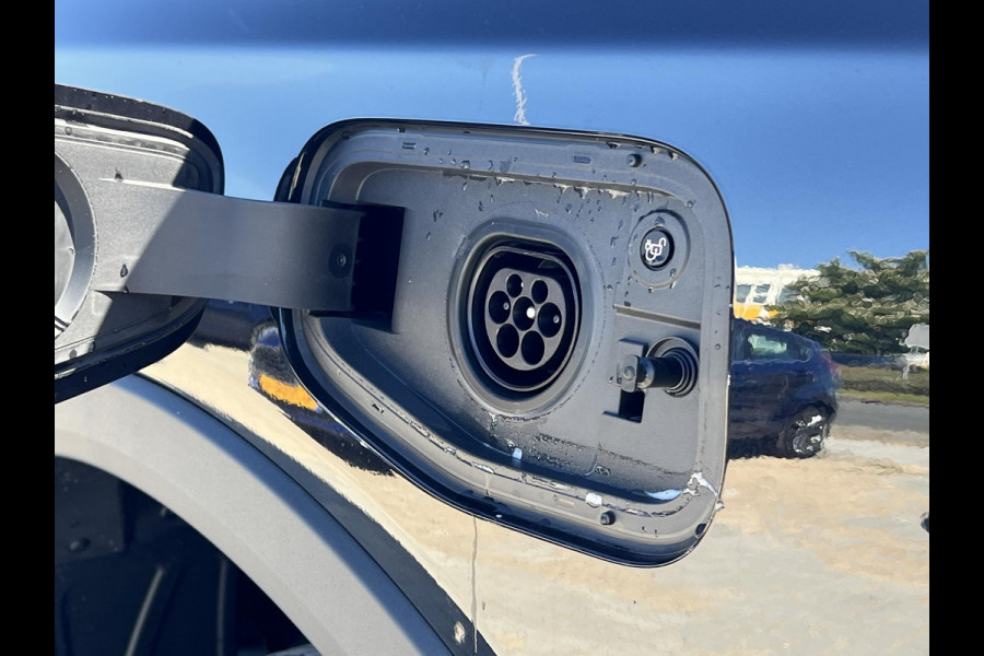 Ford Ranger 2.3 PHEV Wildtrak Double Cab | 281pk |  5 persoons! | Technology Pack Plus Trailer | Cargo Area Pack | Power Rollertop | Prijs excl. BTW incl. BPM | laadkabel mode 3 16A