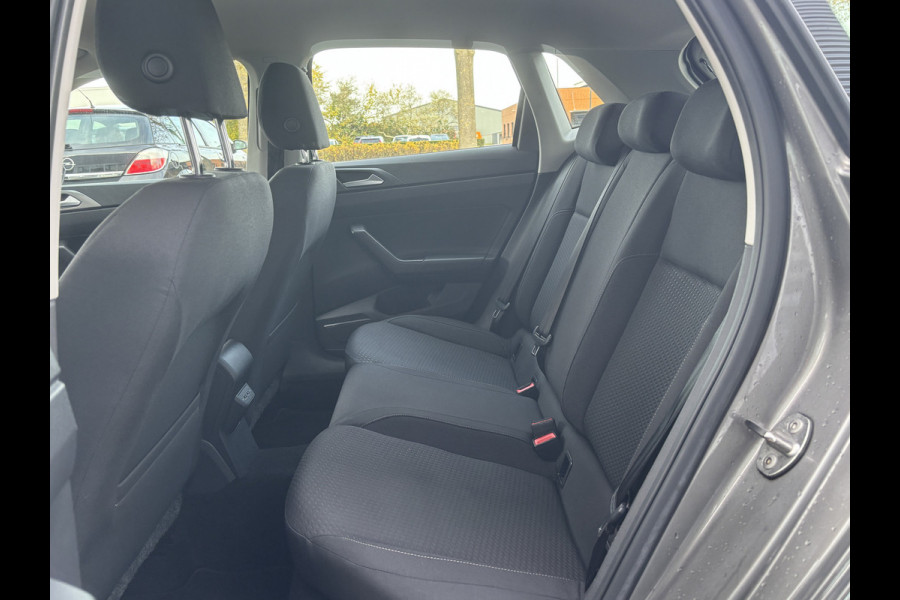 Volkswagen Polo 1.0 TSI Highline Business | Parkeer Sensoren | Stoelverwarming | Navi | Cruise