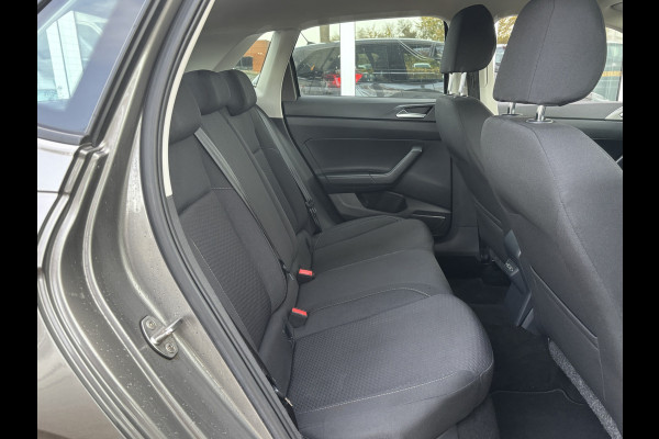 Volkswagen Polo 1.0 TSI Highline Business | Parkeer Sensoren | Stoelverwarming | Navi | Cruise