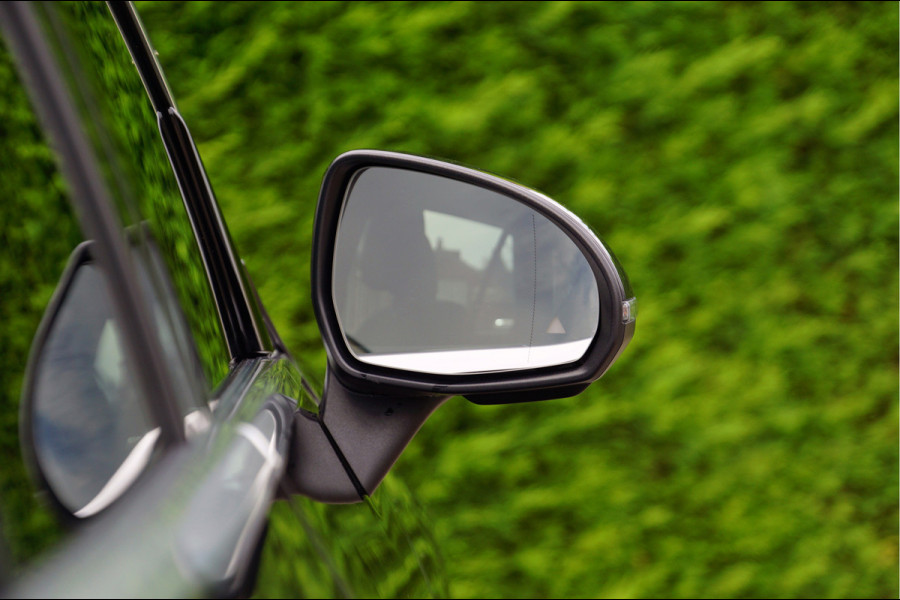 Mercedes-Benz GLC GLC 300 e 4M AMG Line | Dodehoek Memory Distronic Sfeerverlichting