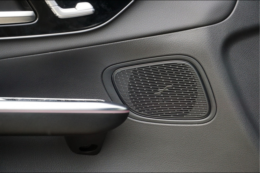 Mercedes-Benz GLC GLC 300 e 4M AMG Line | Dodehoek Memory Distronic Sfeerverlichting