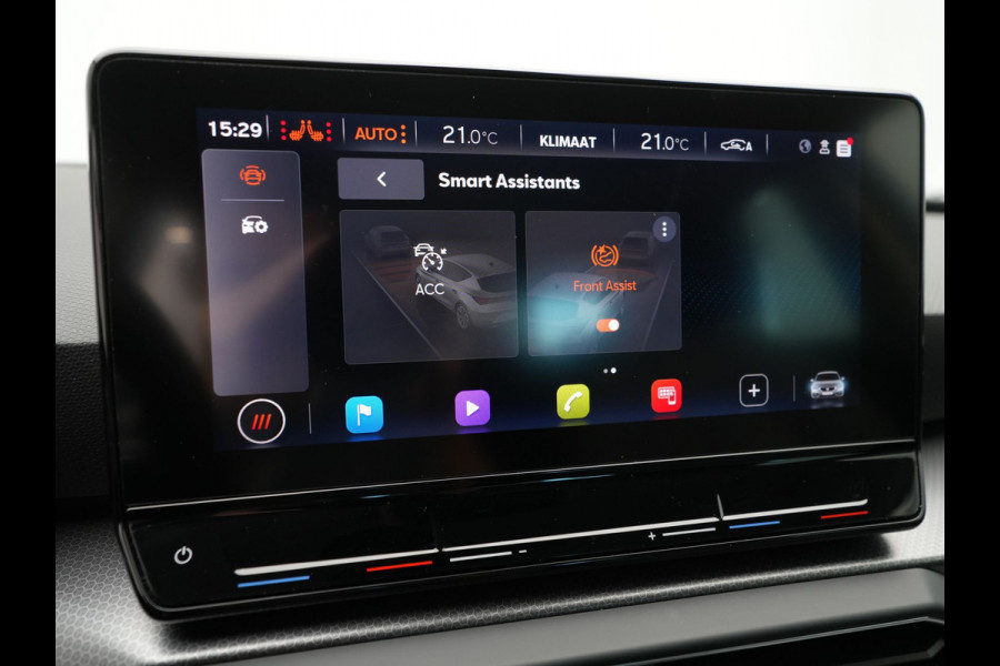 Seat Leon 1.0 eTSI 110 pk DSG Style Business Intense Navigatie Clima Camera Stoelverwarming Parkassist 220