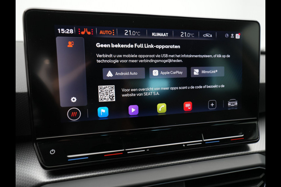 Seat Leon 1.0 eTSI 110 pk DSG Style Business Intense Navigatie Clima Camera Stoelverwarming Parkassist 220