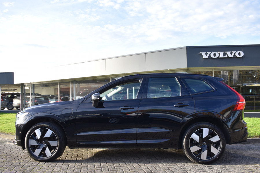 Volvo XC60 T6 AWD 350PK Plug-in Hybrid Ultra Dark | Trekhaak | Leer | H&K | ACC | Thuislader | 360 Camera | Panodak | Stuurverwarming