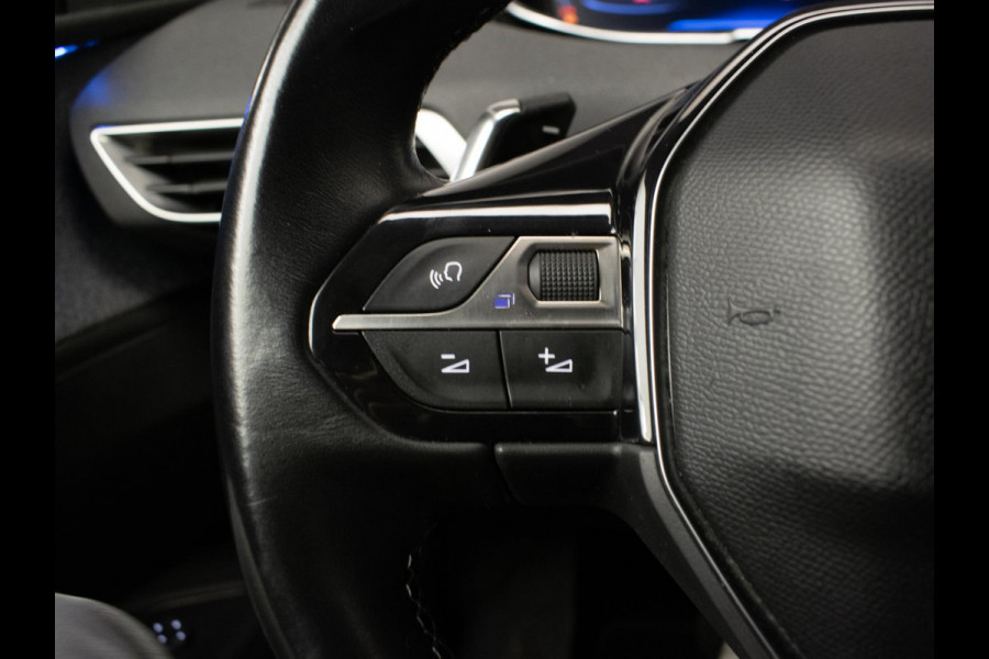Peugeot 5008 1.2 PureTech Allure Sport (APPLE CARPLAY,NAVI,CRUISE,LED,CAMERA,STOELVERWARMING,ELECTRISCHE STOELEN,NETTESTAAT)