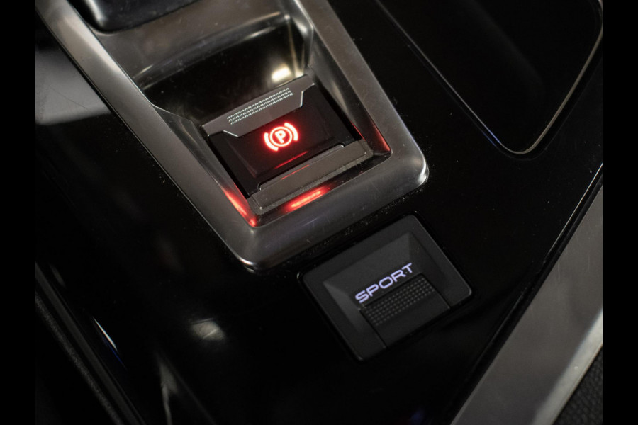 Peugeot 5008 1.2 PureTech Allure Sport (APPLE CARPLAY,NAVI,CRUISE,LED,CAMERA,STOELVERWARMING,ELECTRISCHE STOELEN,NETTESTAAT)