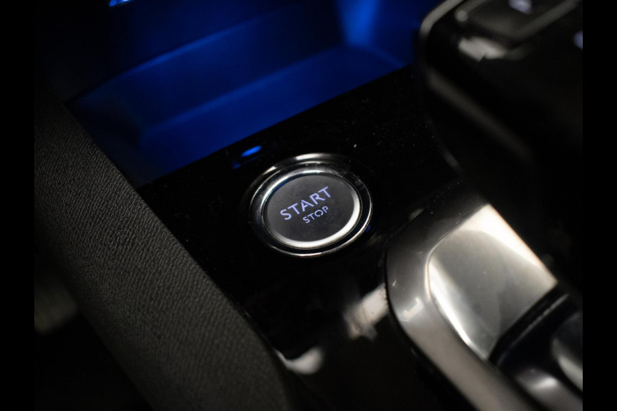 Peugeot 5008 1.2 PureTech Allure Sport (APPLE CARPLAY,NAVI,CRUISE,LED,CAMERA,STOELVERWARMING,ELECTRISCHE STOELEN,NETTESTAAT)