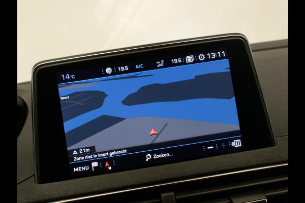 Peugeot 5008 1.2 PureTech Allure Sport (APPLE CARPLAY,NAVI,CRUISE,LED,CAMERA,STOELVERWARMING,ELECTRISCHE STOELEN,NETTESTAAT)