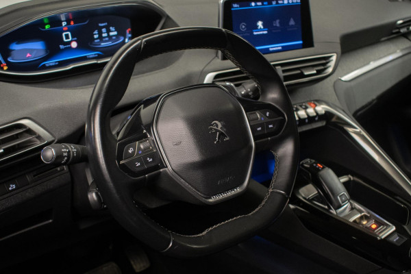 Peugeot 5008 1.2 PureTech Allure Sport (APPLE CARPLAY,NAVI,CRUISE,LED,CAMERA,STOELVERWARMING,ELECTRISCHE STOELEN,NETTESTAAT)