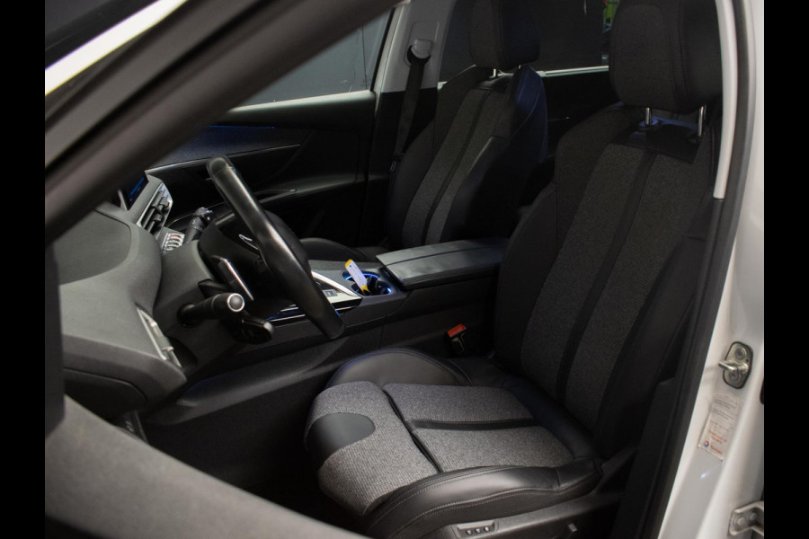 Peugeot 5008 1.2 PureTech Allure Sport (APPLE CARPLAY,NAVI,CRUISE,LED,CAMERA,STOELVERWARMING,ELECTRISCHE STOELEN,NETTESTAAT)