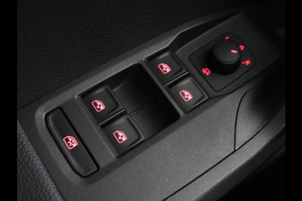 Seat Arona 1.0 TSI Style Intens | Stoelverwarming | Carplay | Virtual Cockpit | Navigatie | Full LED | Climate control | Parkeerhulp | DAB | Cruise control | Bluetooth | Getint glas