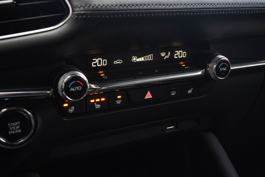 Mazda 3 2.0 e-SkyActiv-X M Hybrid 180 Luxury