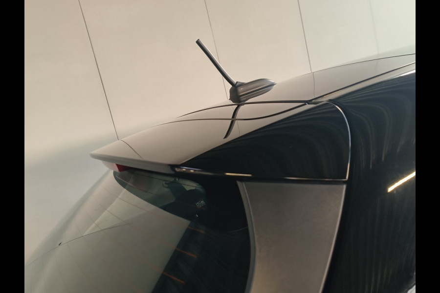 Kia Stonic 1.0 T-GDi MHEV Automaat uit 2022 Rijklaar + 12 maanden Bovag-garantie Henk Jongen Auto's in Helmond,  al 50 jaar service zoals 't hoort!