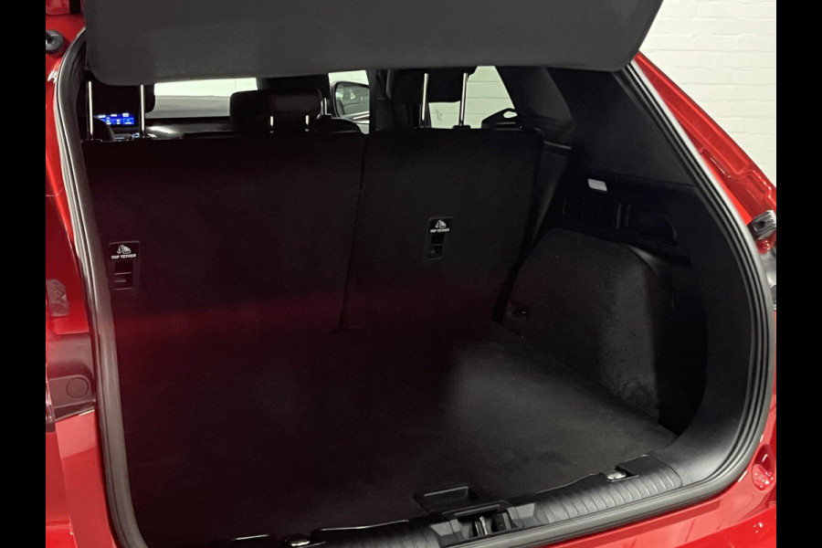 Ford Kuga 1.5 EcoBoost ST-Line X *1800 kg Trekgewicht | Trekhaak | Adapt. Cruise | B&O | Carplay | Stuur-/Stoelverwarming |