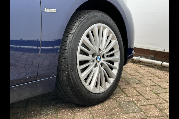 BMW 2 Serie 218i High Executive M-Sport Head-up Stoelverw. Leer Active Tourer