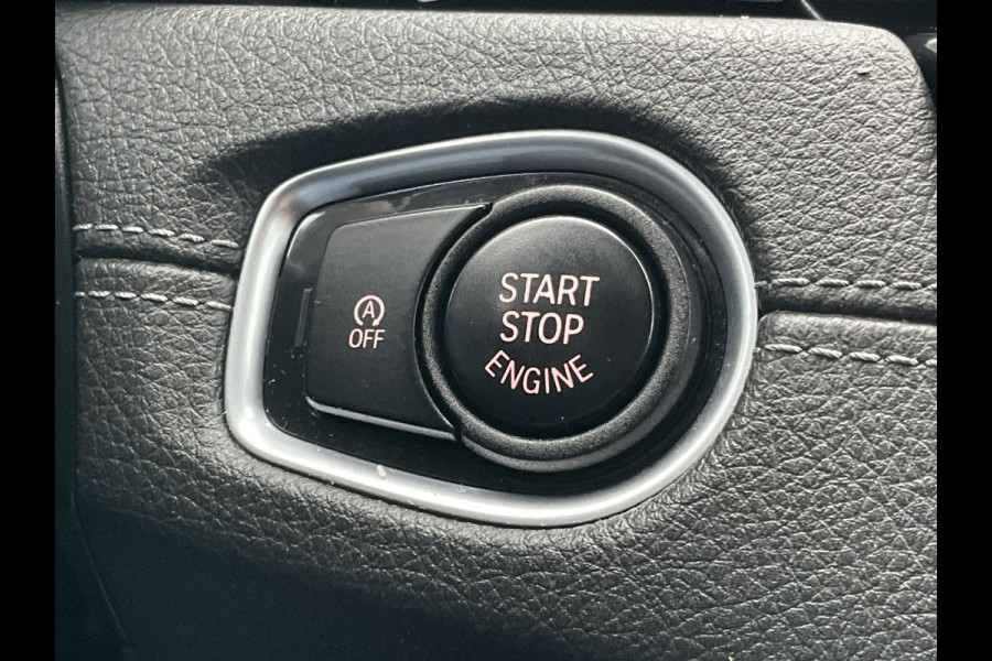 BMW 2 Serie 218i High Executive M-Sport Head-up Stoelverw. Leer Active Tourer