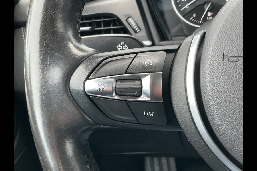 BMW 2 Serie 218i High Executive M-Sport Head-up Stoelverw. Leer Active Tourer