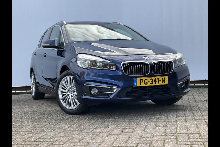 BMW 2 Serie 218i High Executive M-Sport Head-up Stoelverw. Leer Active Tourer