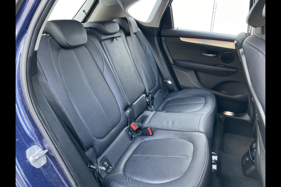 BMW 2 Serie 218i High Executive M-Sport Head-up Stoelverw. Leer Active Tourer