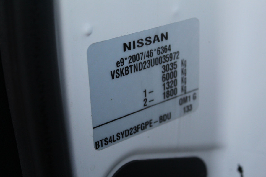 Nissan Navara NP300 2.3 dCi 120KW E6 4WD N-Connecta King Cab ✓ 3500KG trekhaak ✓ Road Ranger koffer ✓ 4x4