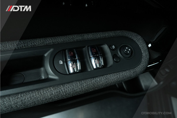 MINI Countryman 2.0 Cooper SE ALL4 Chili | Panoramadak | Sfeerverlichting | Camera