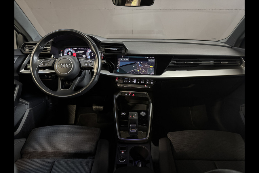 Audi A3 Limousine 35 TFSI 150PK Business Edition Automaat | Nieuw model | Afn. trekhaak | Virtual | Full LED