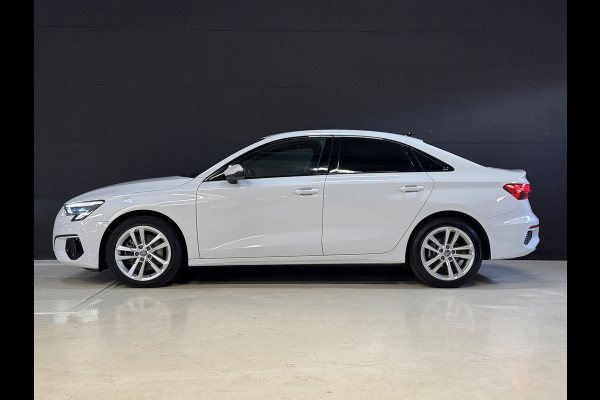 Audi A3 Limousine 35 TFSI 150PK Business Edition Automaat | Nieuw model | Afn. trekhaak | Virtual | Full LED