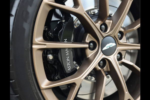 Aston Martin Vantage V8 | Malachite Green