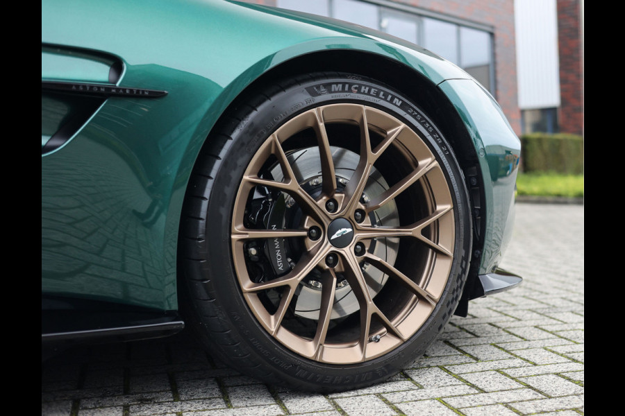 Aston Martin Vantage V8 | Malachite Green