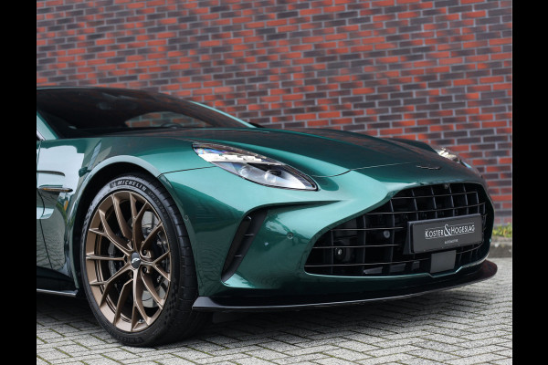 Aston Martin Vantage V8 | Malachite Green