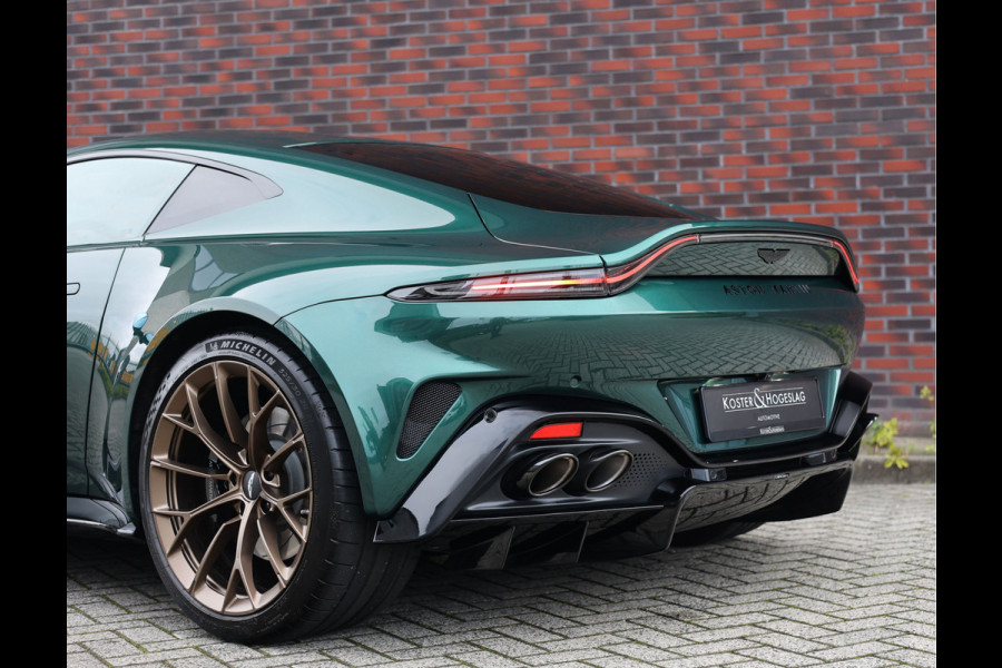 Aston Martin Vantage V8 | Malachite Green