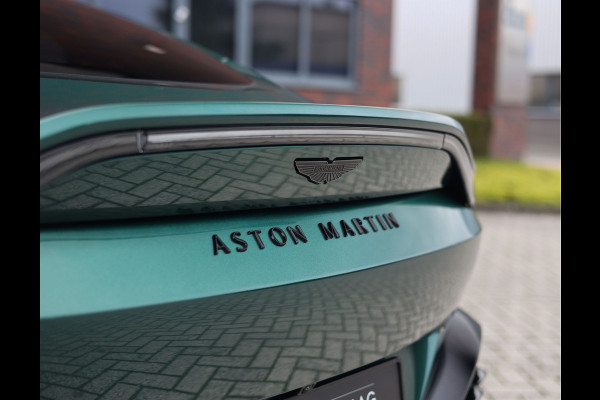 Aston Martin Vantage V8 | Malachite Green