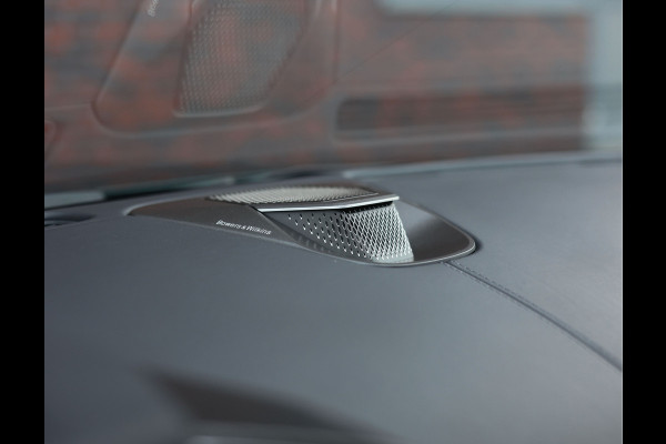 Aston Martin Vantage V8 | Malachite Green