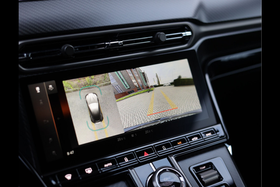 Aston Martin Vantage V8 | Malachite Green