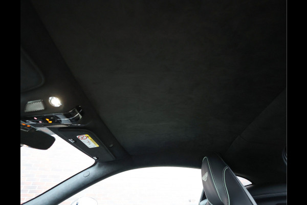 Aston Martin Vantage V8 | Malachite Green