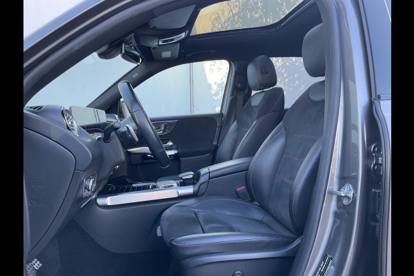 Mercedes-Benz Glb 7-Pers 200 Business Solution AMG 7p. Pano Memoryseats Trekhaak 7-Persoons