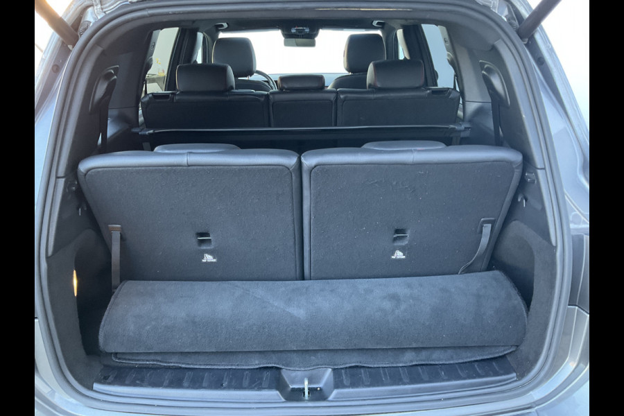 Mercedes-Benz Glb 7-Pers 200 Business Solution AMG 7p. Pano Memoryseats Trekhaak 7-Persoons